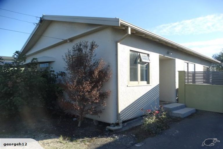 Photo of property in 172 Keyes Road, New Brighton, Christchurch, 8083