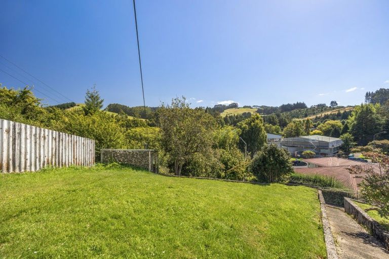 Photo of property in 469 Kaikorai Valley Road, Bradford, Dunedin, 9011