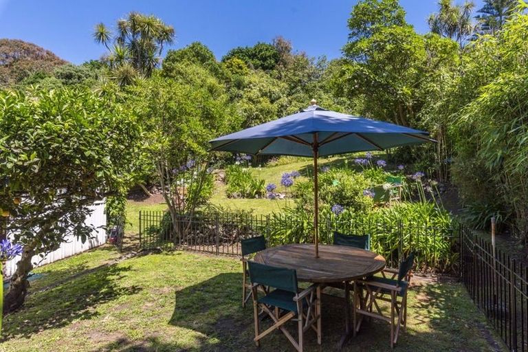 Photo of property in 18 Dell Road, Raumati South, Paraparaumu, 5032