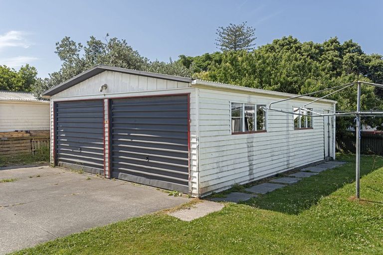 Photo of property in 14 Ropata Street, Kaiti, Gisborne, 4010