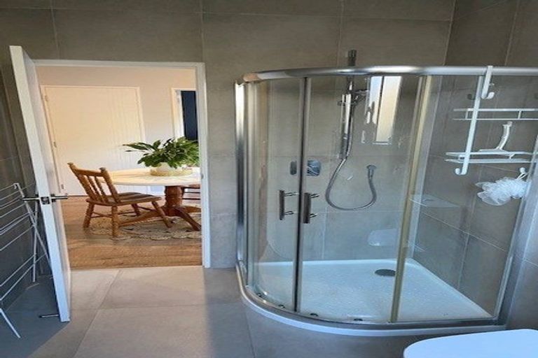 Photo of property in 29 Tawa Place, Orewa, 0931