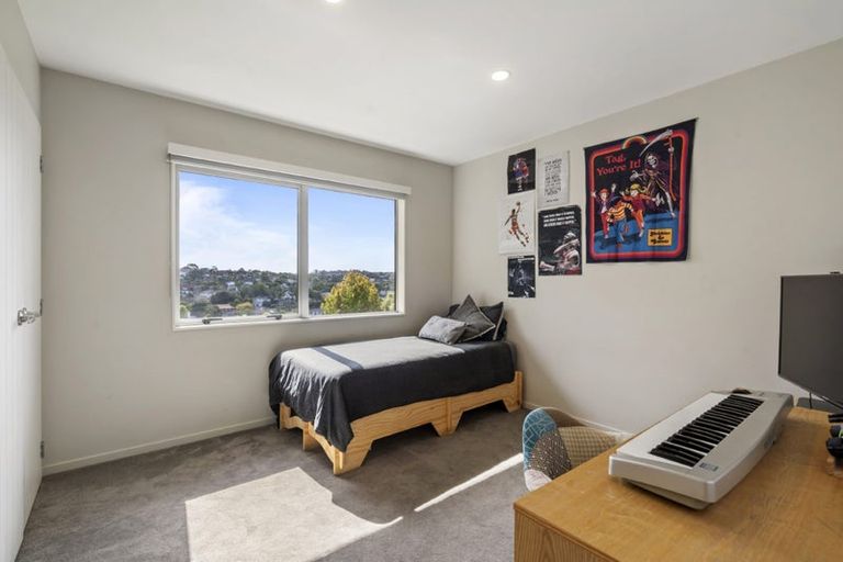 Photo of property in 141a Arran Road, Browns Bay, Auckland, 0630