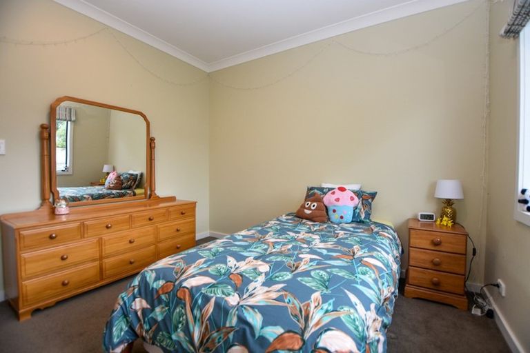 Photo of property in 18 Carrington Drive, Carterton, 5713