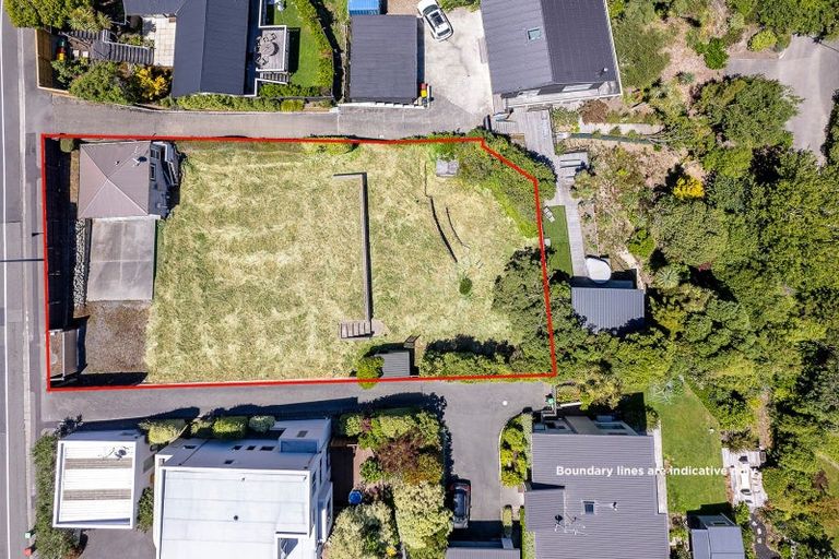 Photo of property in 122 Dyers Pass Road, Cashmere, Christchurch, 8022