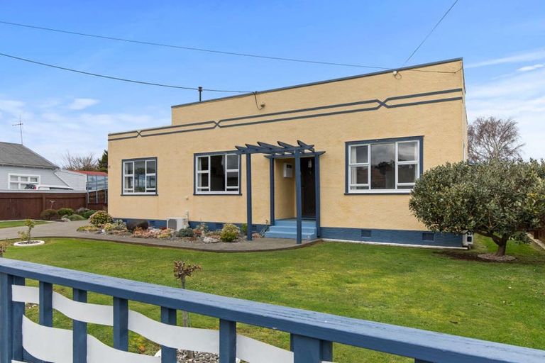 Photo of property in 35 Ballance Street, Aramoho, Whanganui, 4500