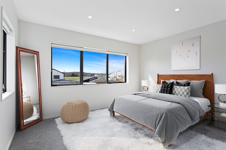 Photo of property in 16 Riria Crescent, Takanini, 2112