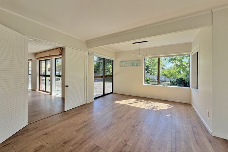Photo of property in 7 Janome Place, Bucklands Beach, Auckland, 2014
