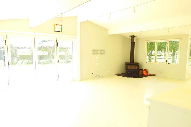 Photo of property in 271 Cossey Road, Drury, 2577