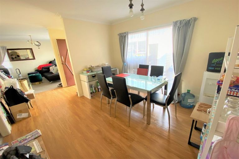 Photo of property in 18 Wycherley Drive, Bucklands Beach, Auckland, 2014