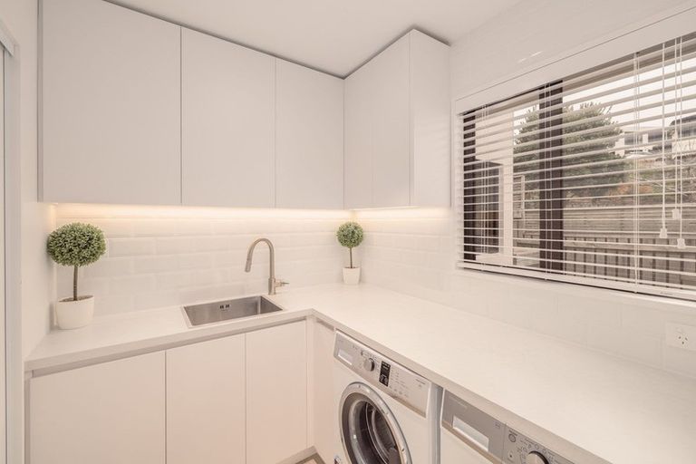 Photo of property in 266 Major Hornbrook Road, Mount Pleasant, Christchurch, 8081