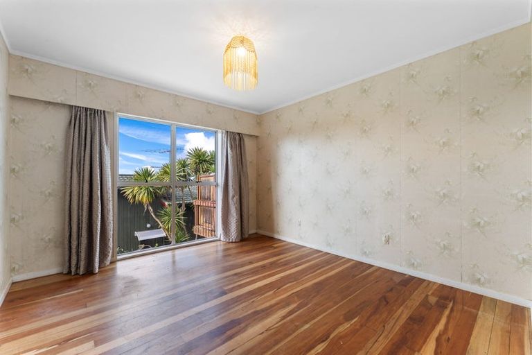 Photo of property in 8 Mcdowell Crescent, Hillcrest, Auckland, 0627