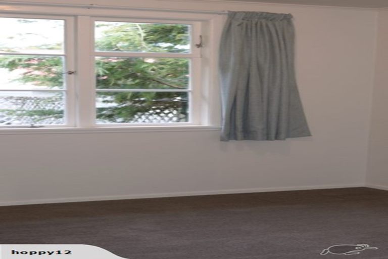 Photo of property in 20 Woodward Street East, Featherston, 5710