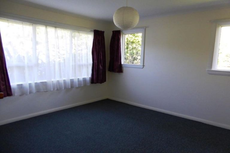 Photo of property in 223 Centaurus Road, Saint Martins, Christchurch, 8022