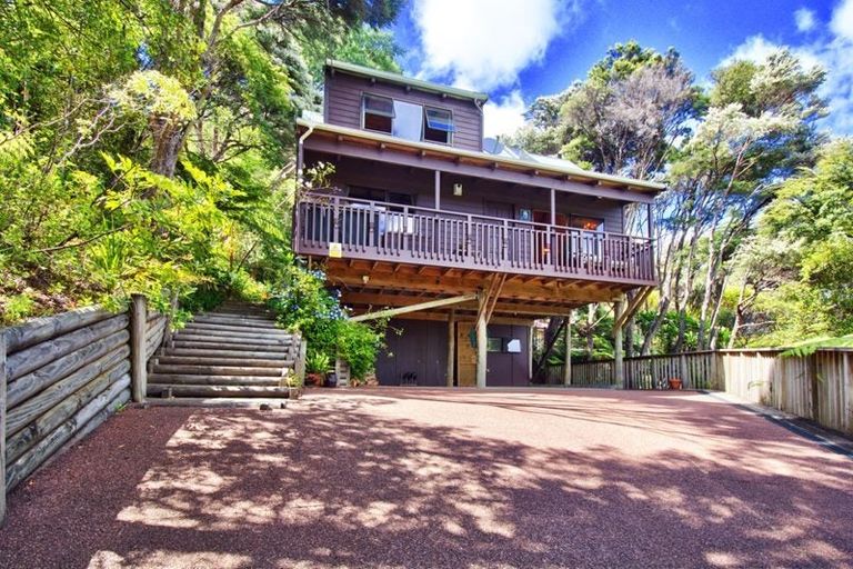 Photo of property in 22 Phillip Avenue, Glen Eden, Auckland, 0602