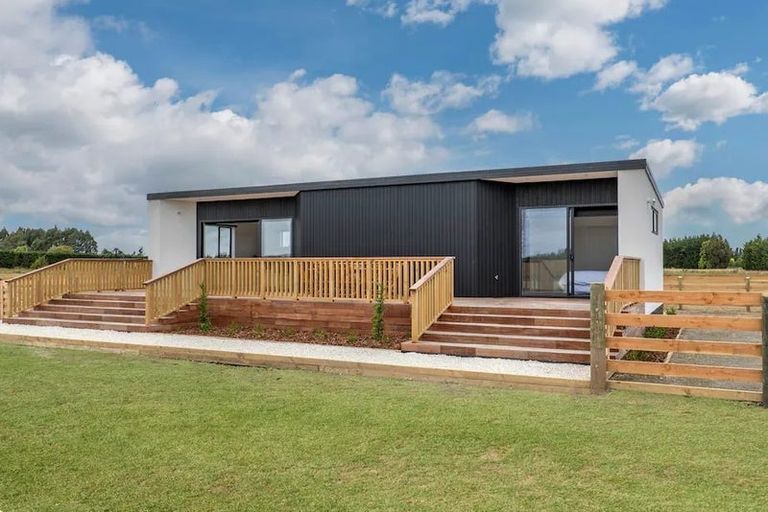 Photo of property in 1 Fernside Road, Flaxton, Rangiora, 7691