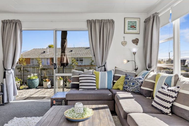 Photo of property in 29 Hyde Avenue, Richmond Heights, Taupo, 3330