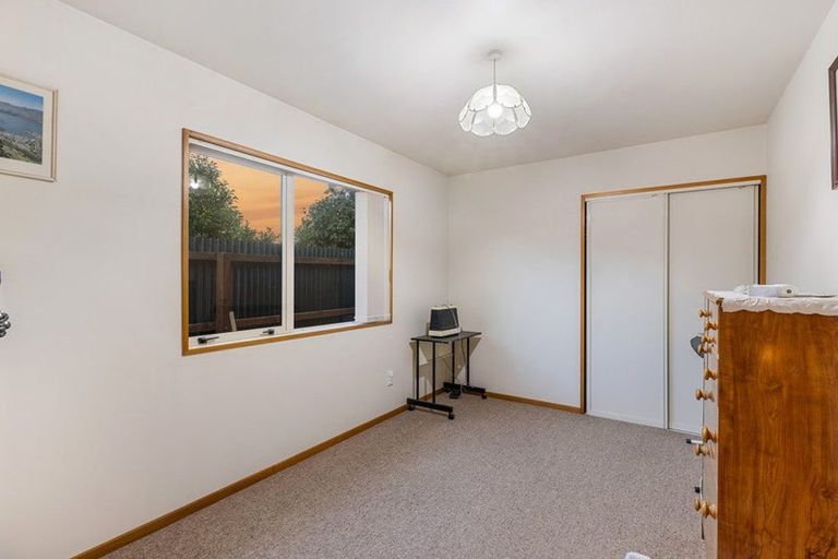 Photo of property in 2/31 Charlesworth Street, Woolston, Christchurch, 8023