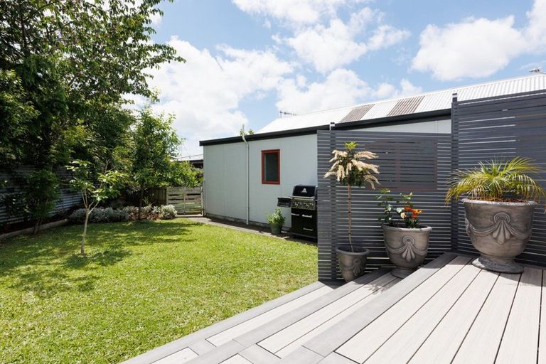 Photo of property in 120 Rugby Street, Awapuni, Palmerston North, 4412