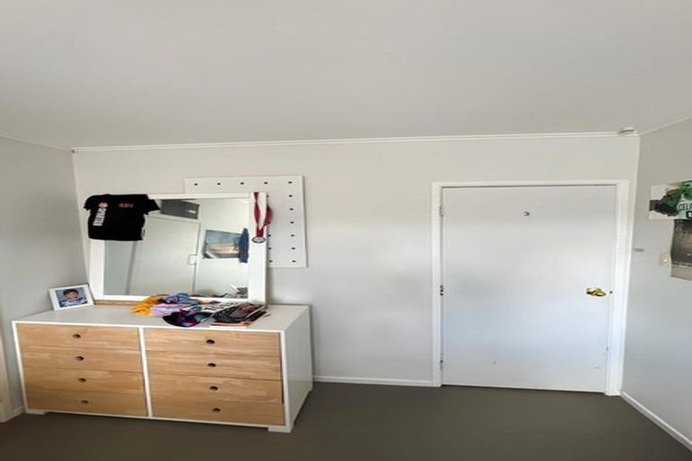 Photo of property in 22 Dolbear Street, Titirangi, Auckland, 0604