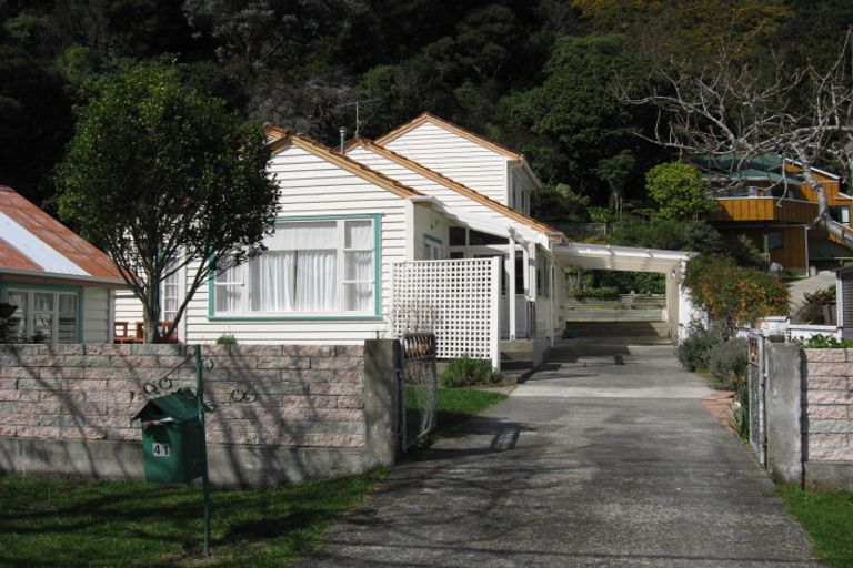 Photo of property in 41 Wyndrum Avenue, Waterloo, Lower Hutt, 5011