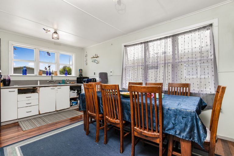 Photo of property in 38 Kohinoor Avenue, Mangere, Auckland, 2022