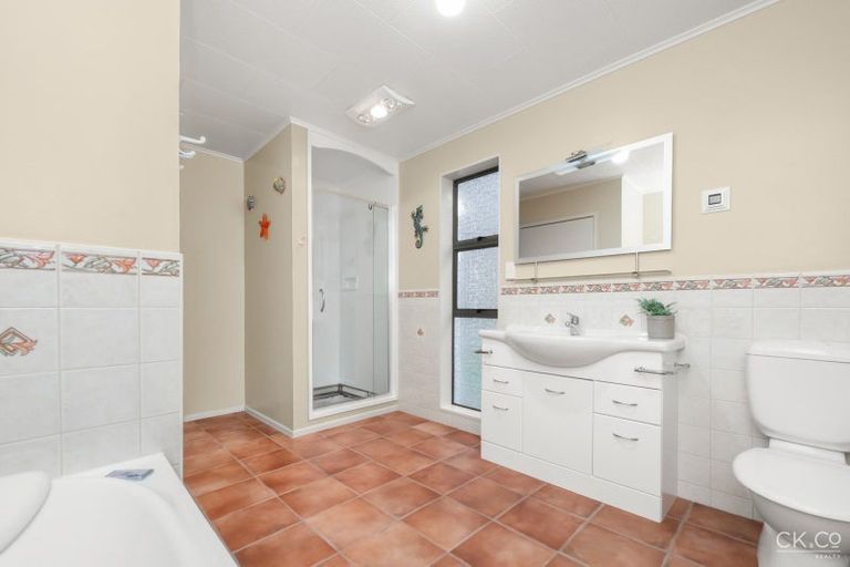 Photo of property in 20b Kaitoke Loop, Kaitoke, Upper Hutt, 5018