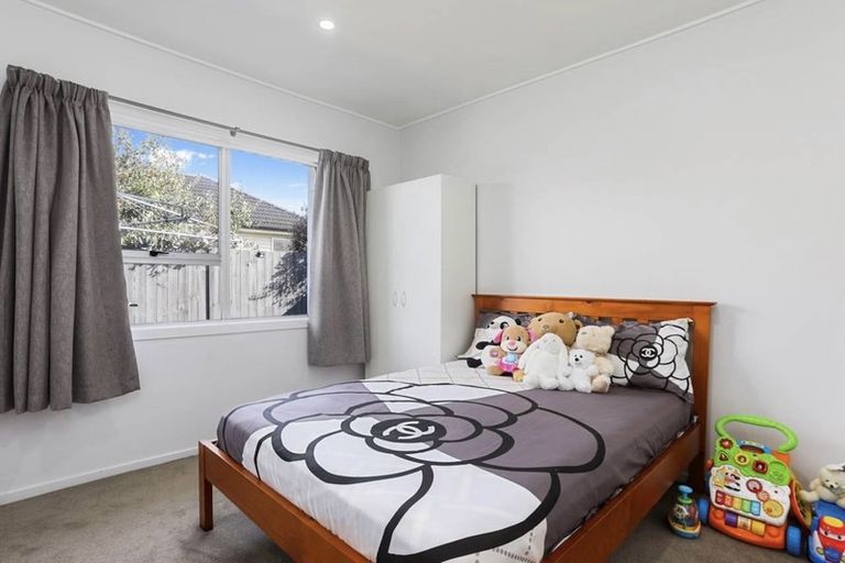 Photo of property in 1/26 Airfield Road, Takanini, 2112