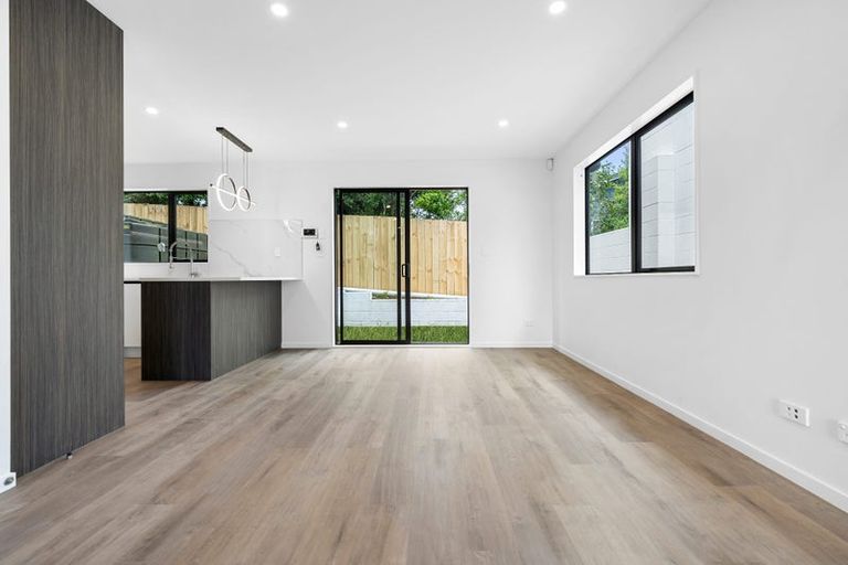 Photo of property in 19b Vida Place, Howick, Auckland, 2014