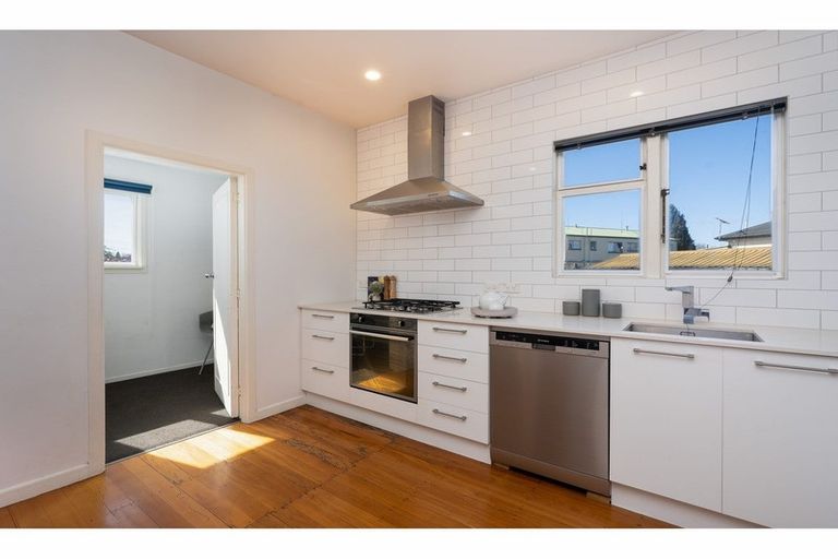 Photo of property in 12 Buchanans Road, Sockburn, Christchurch, 8042