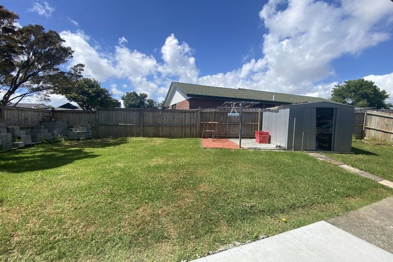 Photo of property in 23 Elderberry Road, Burswood, Auckland, 2013