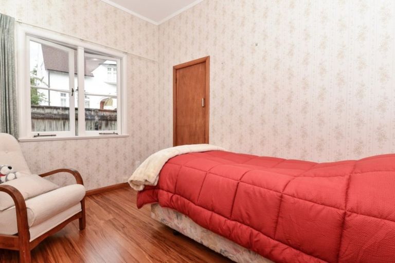 Photo of property in 6 Tarbett Road, Hillcrest, Hamilton, 3216