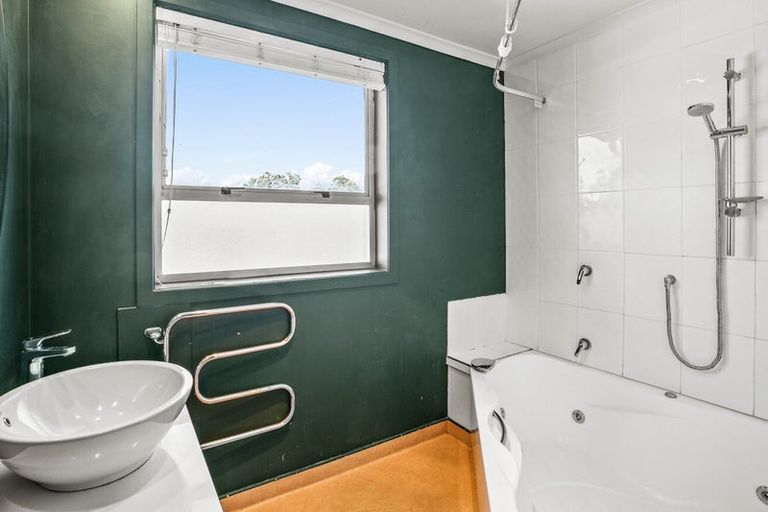 Photo of property in 2a Wanaka Terrace, Bell Block, New Plymouth, 4312