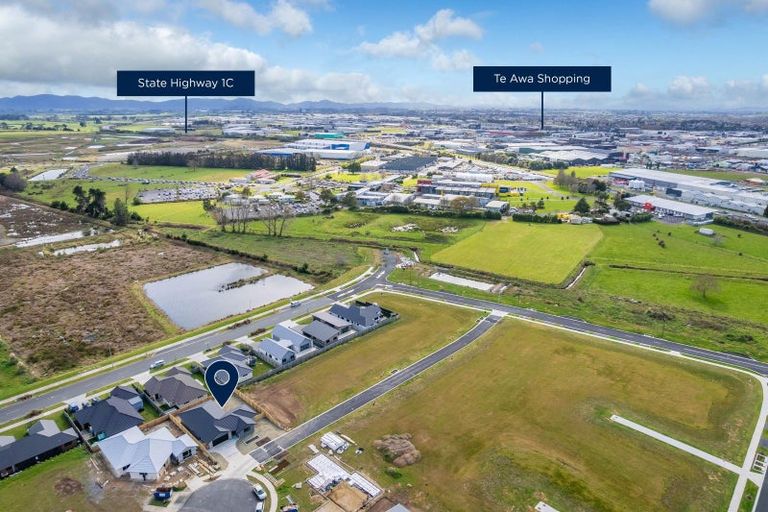 Photo of property in 15 Pukaki Place, Baverstock, 3200