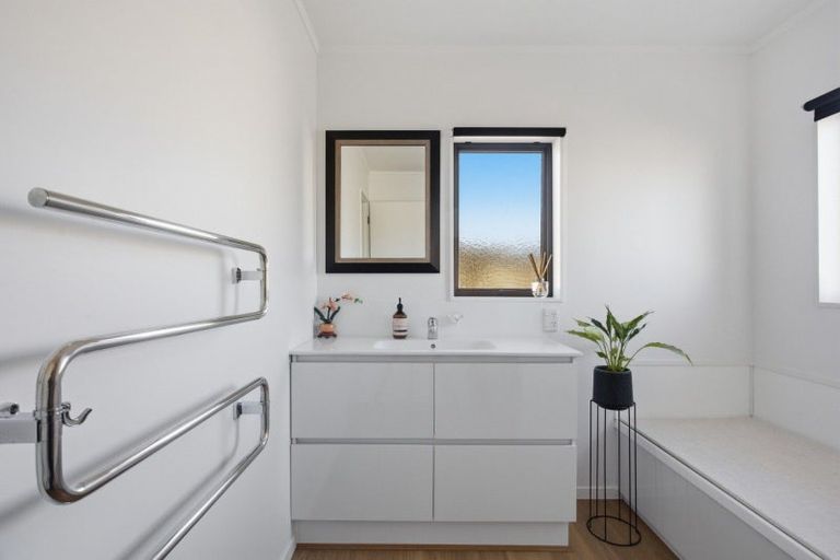 Photo of property in 10 Ranch Road, Mount Maunganui, 3116