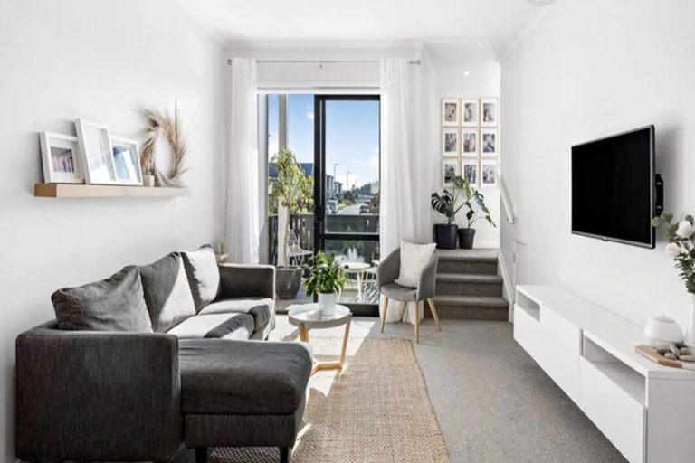 Photo of property in 13 Onekiritea Road, Hobsonville, Auckland, 0616