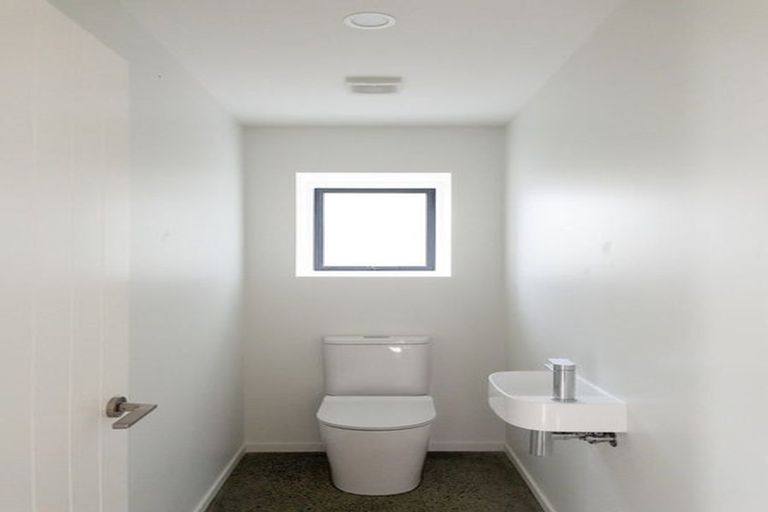 Photo of property in 1047 Highcliff Road, Sandymount, Dunedin, 9077