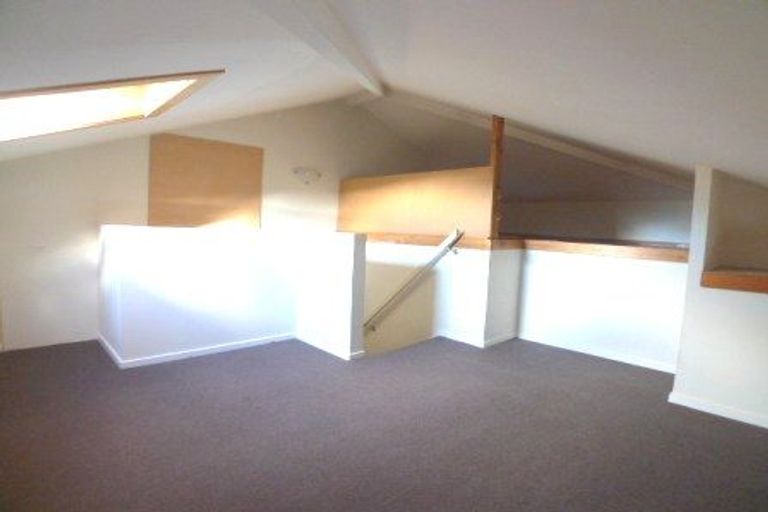 Photo of property in 22 Tamar Street, Island Bay, Wellington, 6023