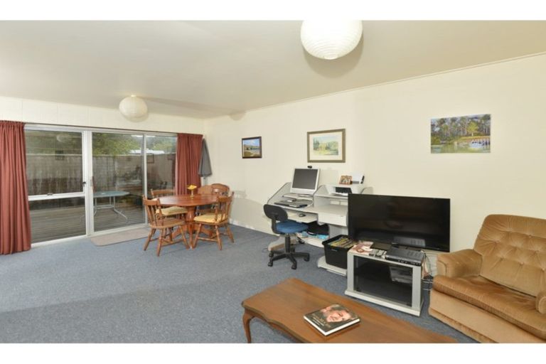 Photo of property in 2/81 Old Onerahi Road, Onerahi, Whangarei, 0110