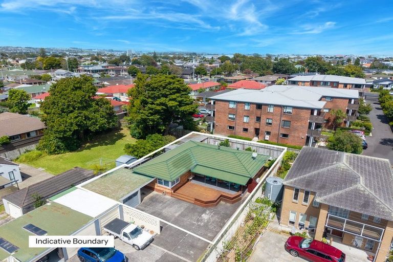 Photo of property in 13a Glen Avenue, Papatoetoe, Auckland, 2025