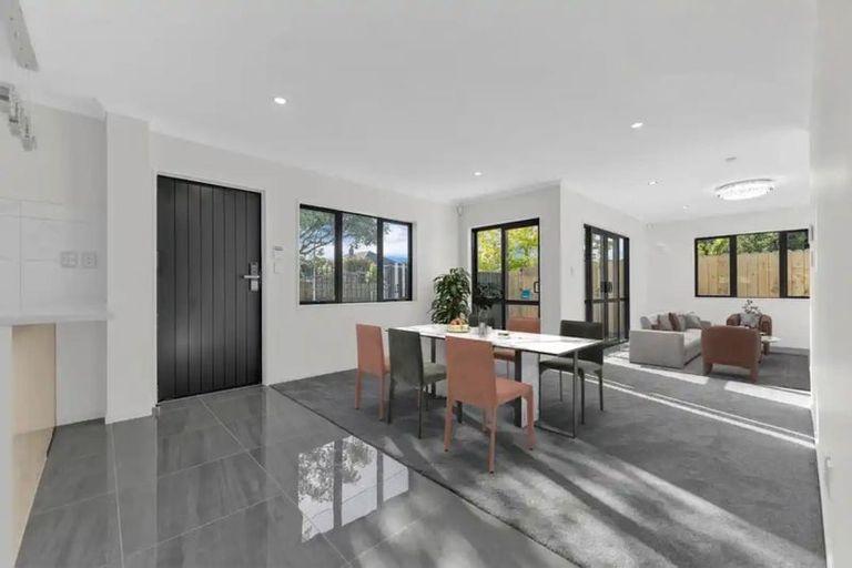 Photo of property in 15d Mckean Avenue, Manurewa, Auckland, 2102