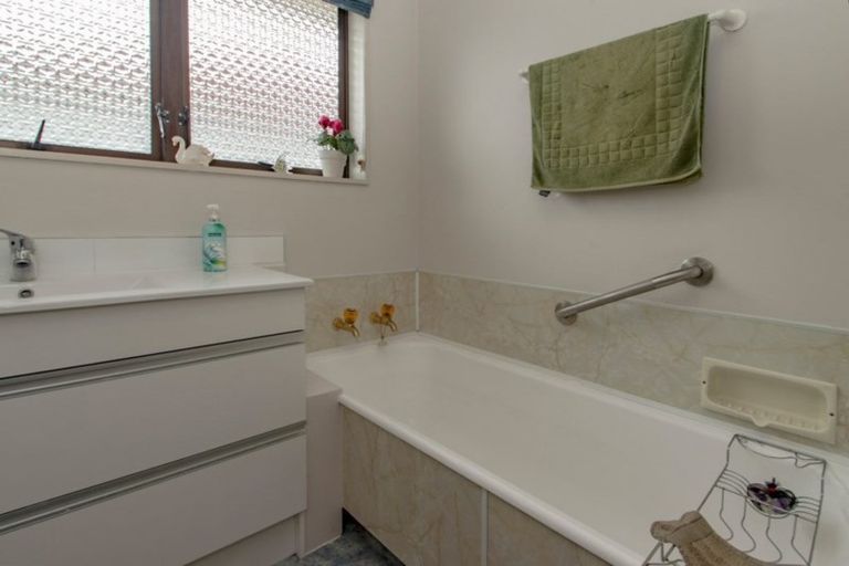 Photo of property in 149 Tait Drive, Greenmeadows, Napier, 4112