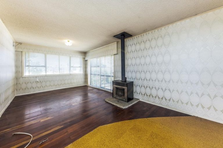 Photo of property in 16 Eastburn Street, Papakura, 2110