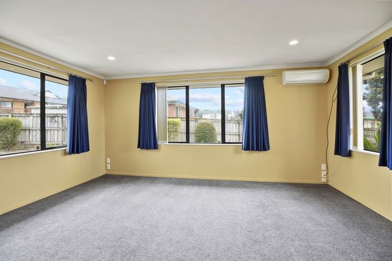 Photo of property in 17 Rochester Place, Nawton, Hamilton, 3200