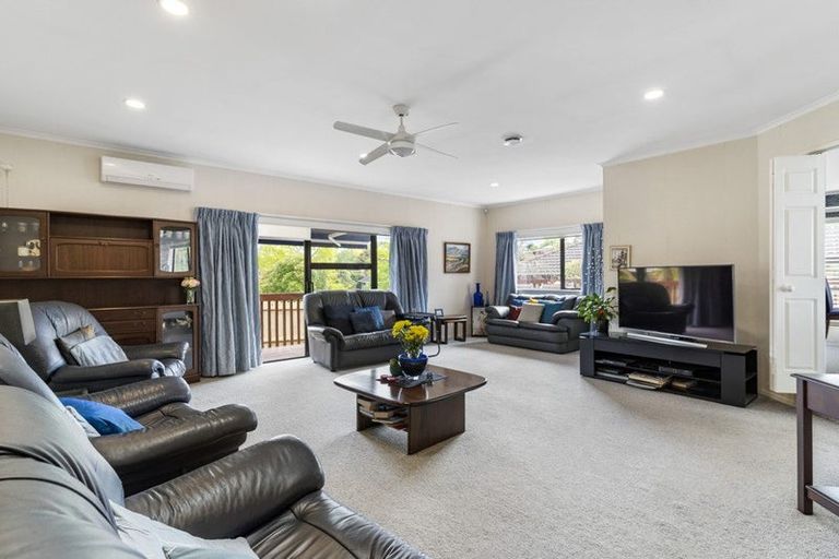 Photo of property in 12 Daria Place, Northpark, Auckland, 2013