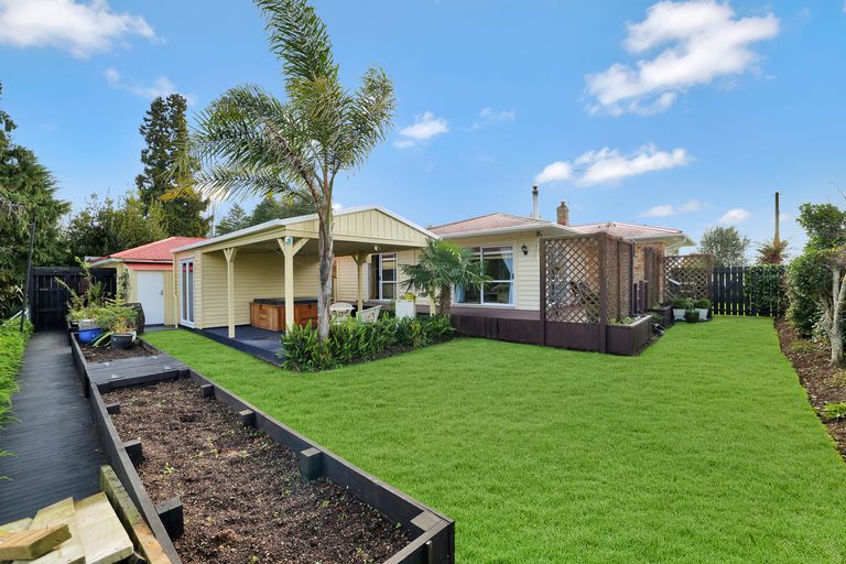 Photo of property in 97 Thornton Road, Cambridge, 3434