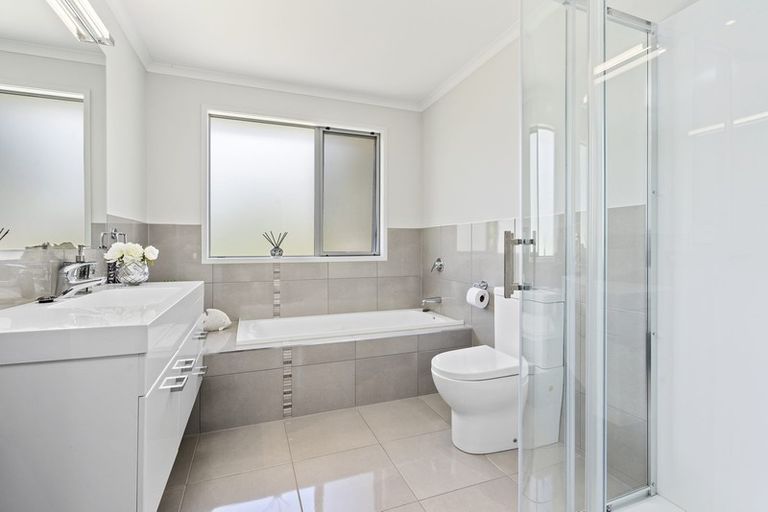 Photo of property in 10 Awhitu Road, Kerikeri, 0230