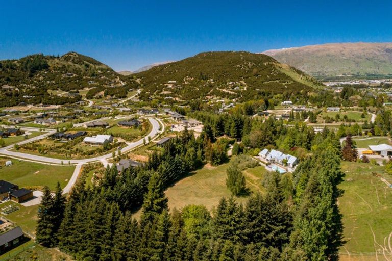 Photo of property in 504 Aubrey Road, Wanaka, 9305