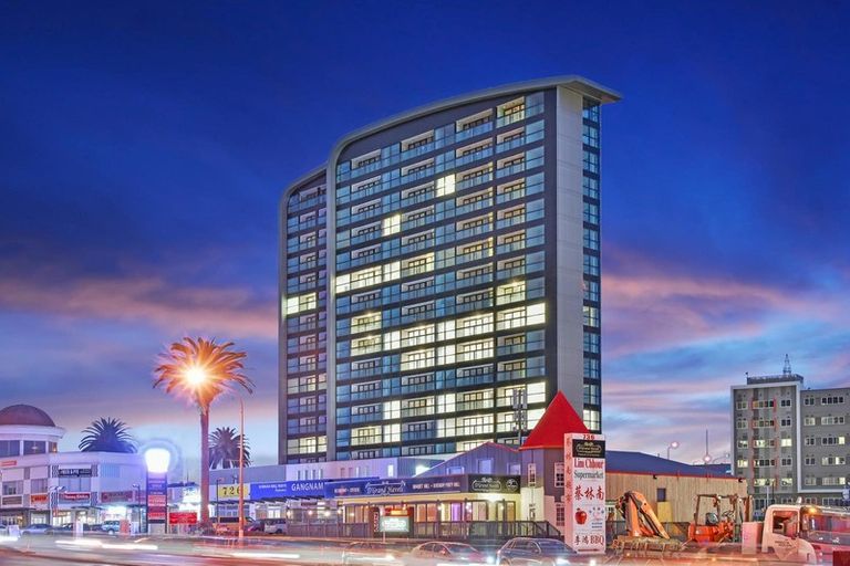 Photo of property in 1106/8 Lakewood Court, Manukau, Auckland, 2104