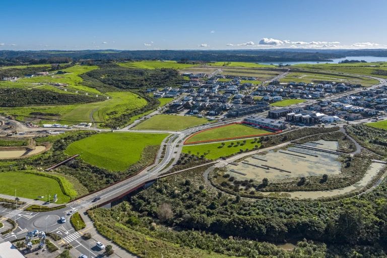 Photo of property in 109 Te Oneroa Way, Long Bay, Auckland, 0630