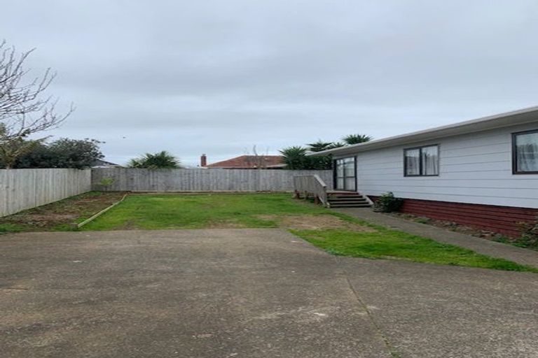 Photo of property in 1/15 Ballance Avenue, Papatoetoe, Auckland, 2104